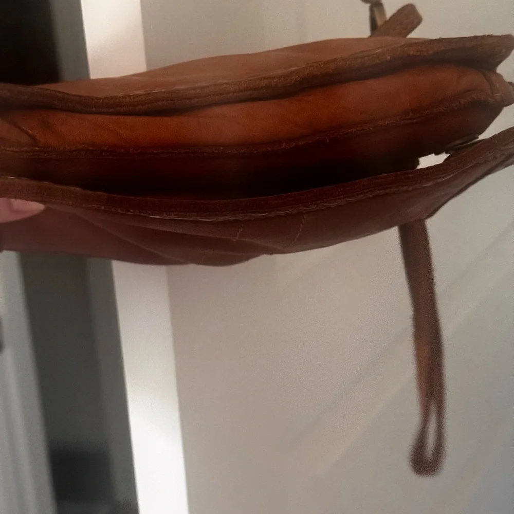 Brown Leather Studded Women's Bag - Picture 3 of 7